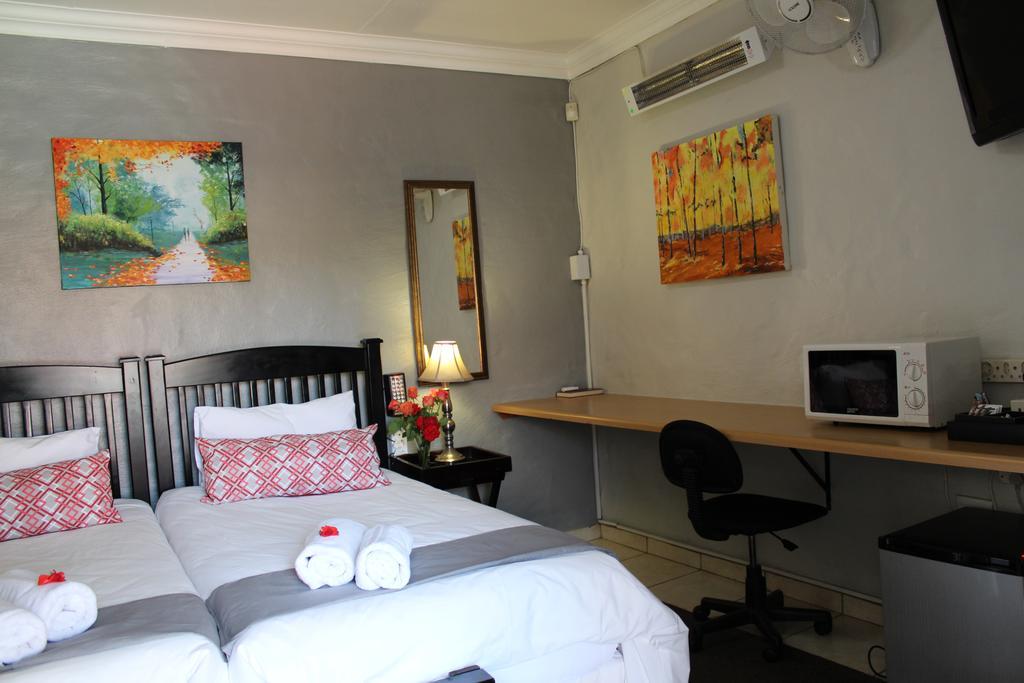 3 Liebeloft Guest House 에덴베일 외부 사진